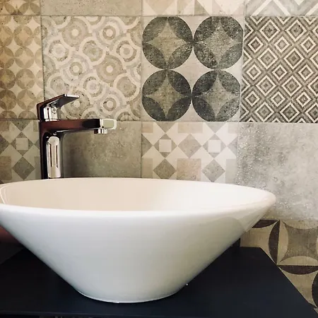 Vendégház Kibo Urban Adults Only