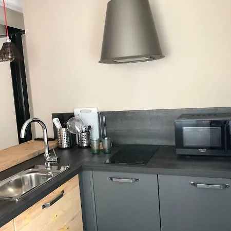 Kibo Urban Adults Only Κιότζα